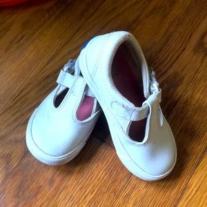 Keds Daphne white leather sneaker, size 8